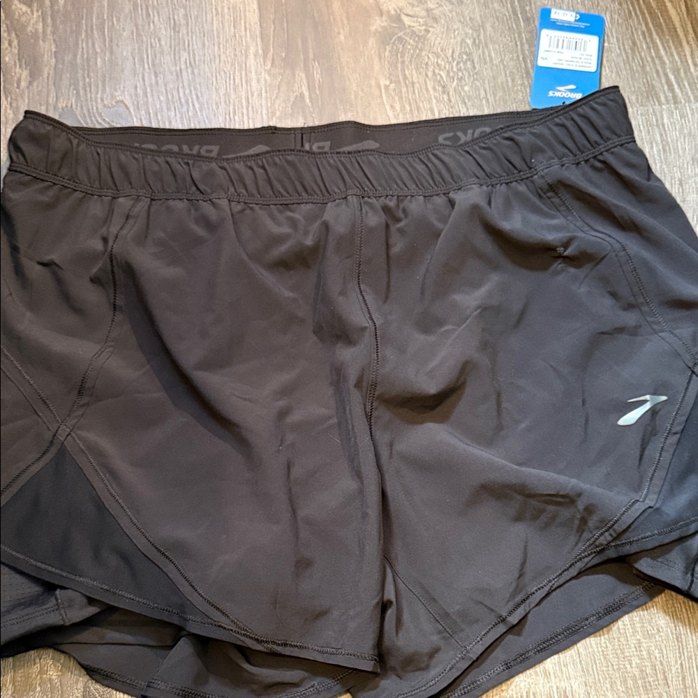 Brooks Women’s 2-in-1 Shorts Black XL